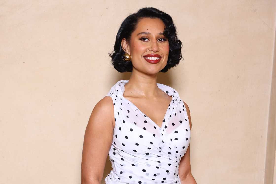Raye during the Jacquemus Menswear Fall-Winter 2025/2026 show Raye during the Jacquemus Menswear Fall-Winter 2025/2026 show