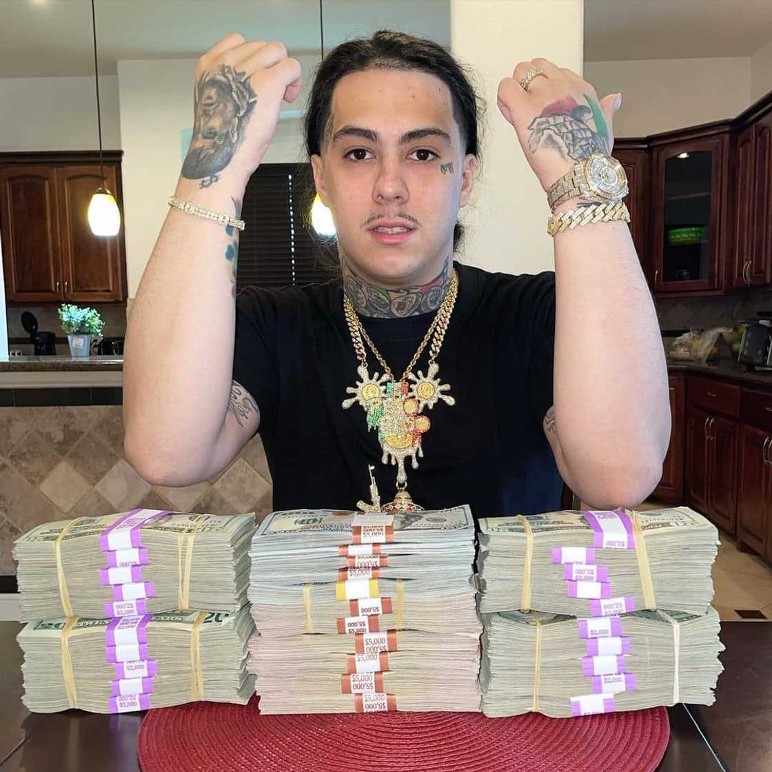 Peso Peso's biography Peso Peso's biography