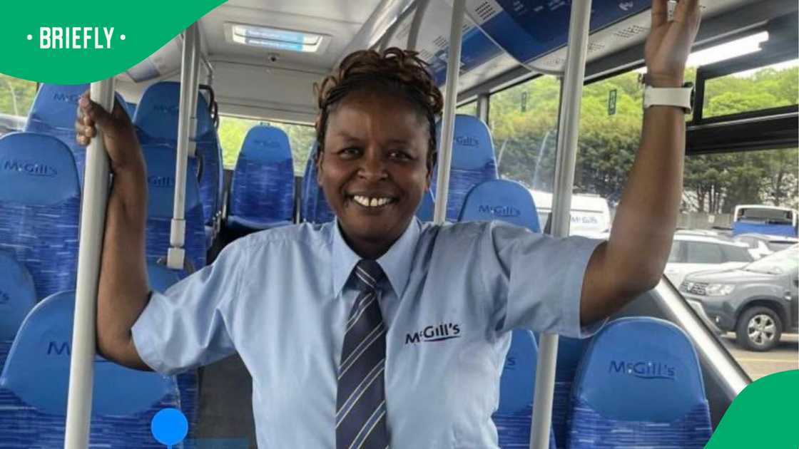 Zimbabwean driver in Scotland wins top UK award after baby born on her bus Zimbabwean driver in Scotland wins top UK award after baby born on her bus