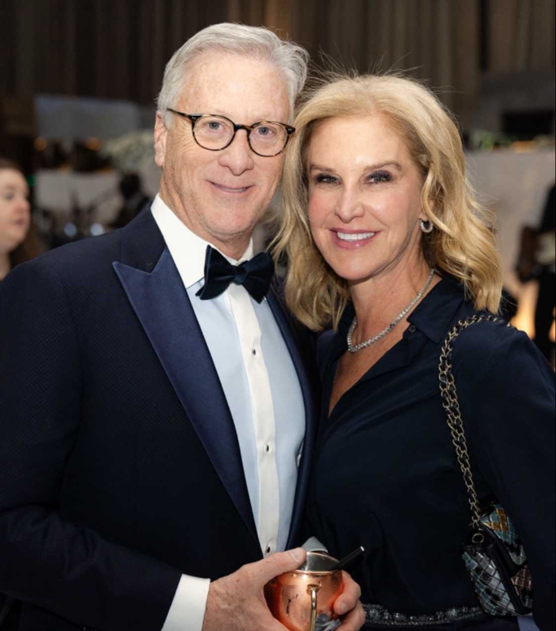 Others wished their parents would also get back together, saying that was their ultimate wish