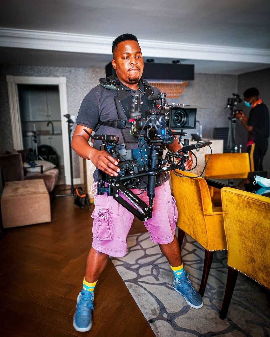 what does it take to be a music video director? what does it take to be a music video director?