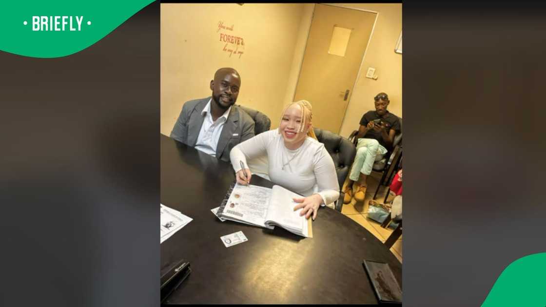 A woman shared a clip of her and her new husband at Home Affairs. A woman shared a clip of her and her new husband at Home Affairs.