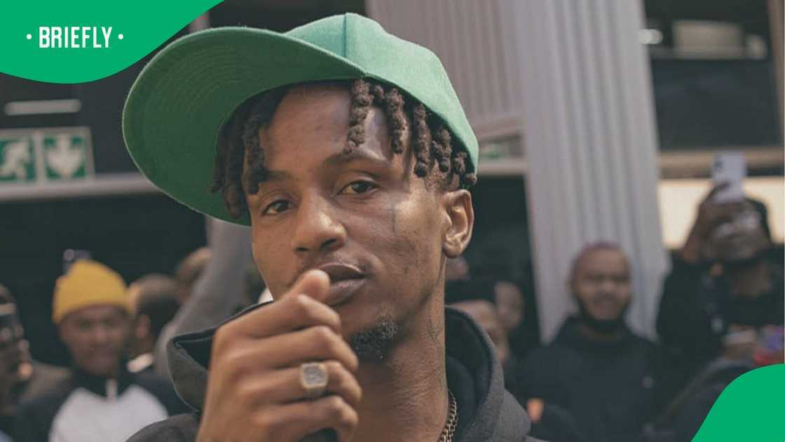 Mzansi questions Emtee's FNB Stadium potential as vote hits 12k signatures