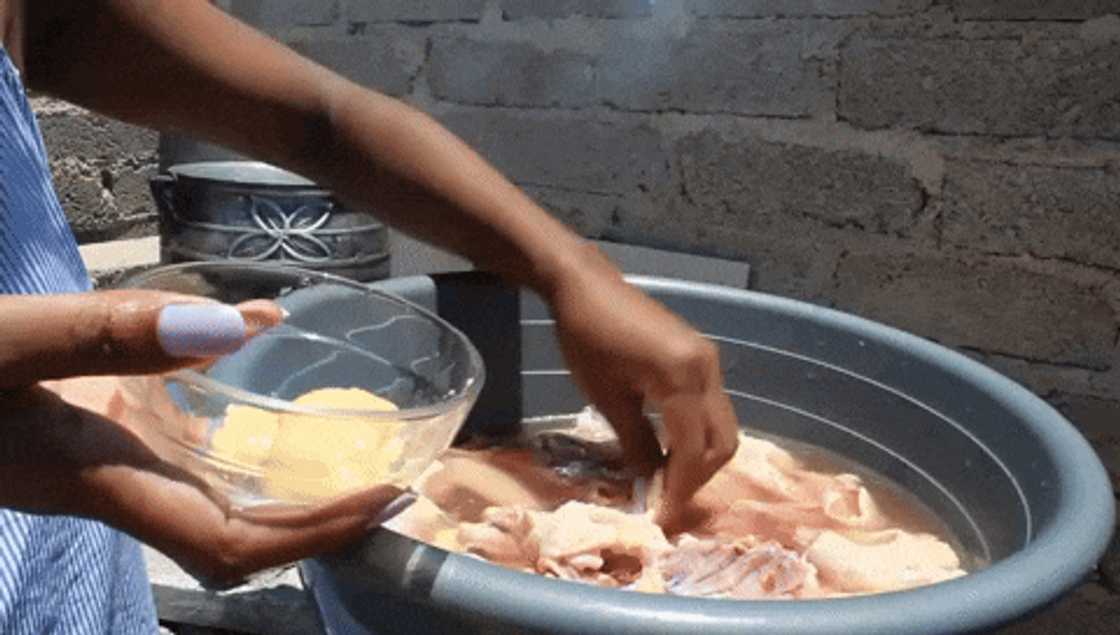 Preparing uMleqwa Preparing uMleqwa