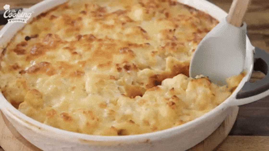 Baked mac and cheese