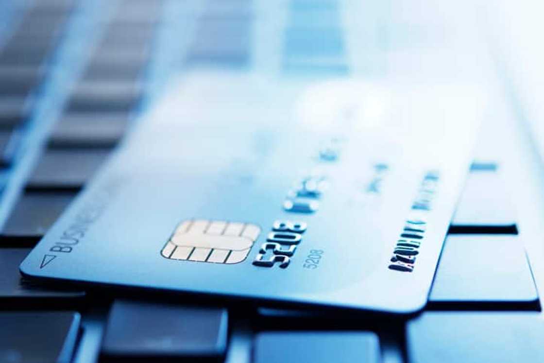 Blue credit card Blue credit card