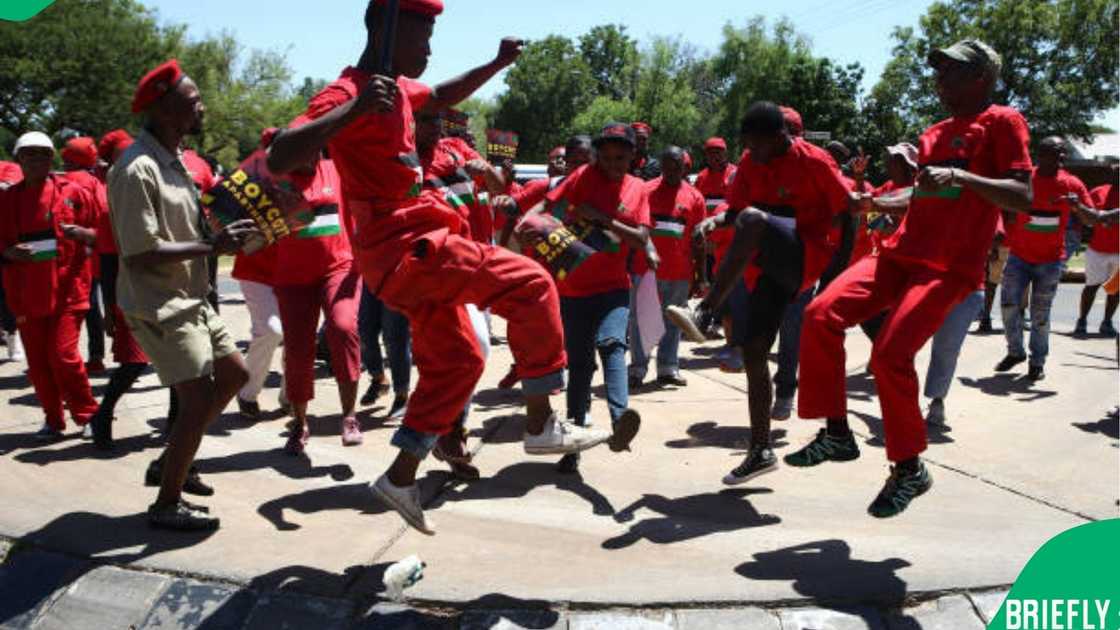 EFF supporters EFF supporters
