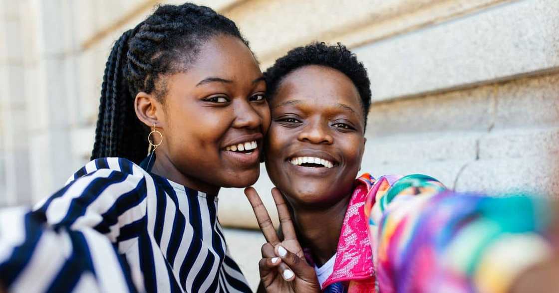 woman shares how sister asks for money woman shares how sister asks for money