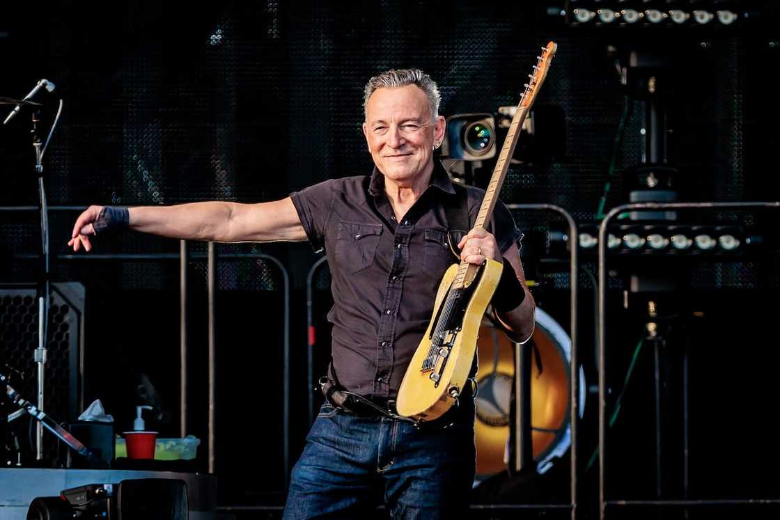 Bruce Springsteen performs with The E Street Band Bruce Springsteen performs with The E Street Band