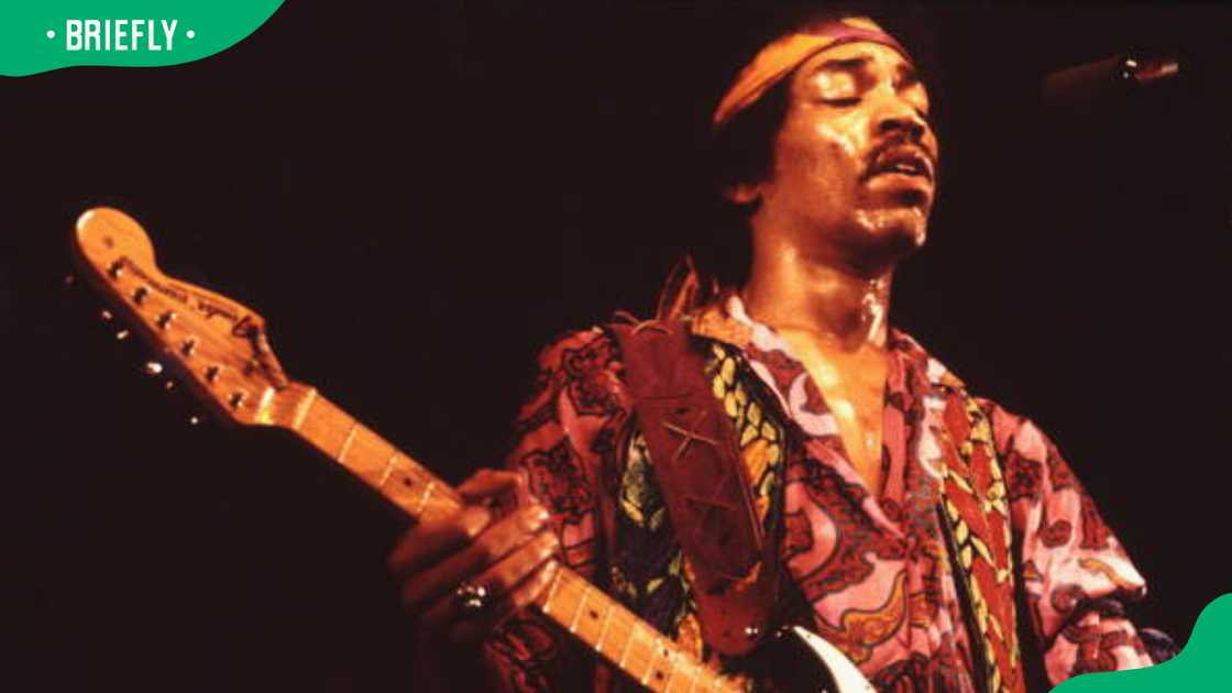 Jimi Hendrix performing live onstage Jimi Hendrix performing live onstage