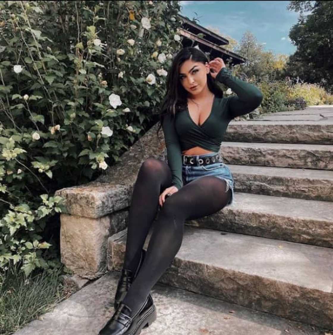 Who is Emily Rinaudo? Everything to know about Mizkif's sister Who is Emily Rinaudo? Everything to know about Mizkif's sister