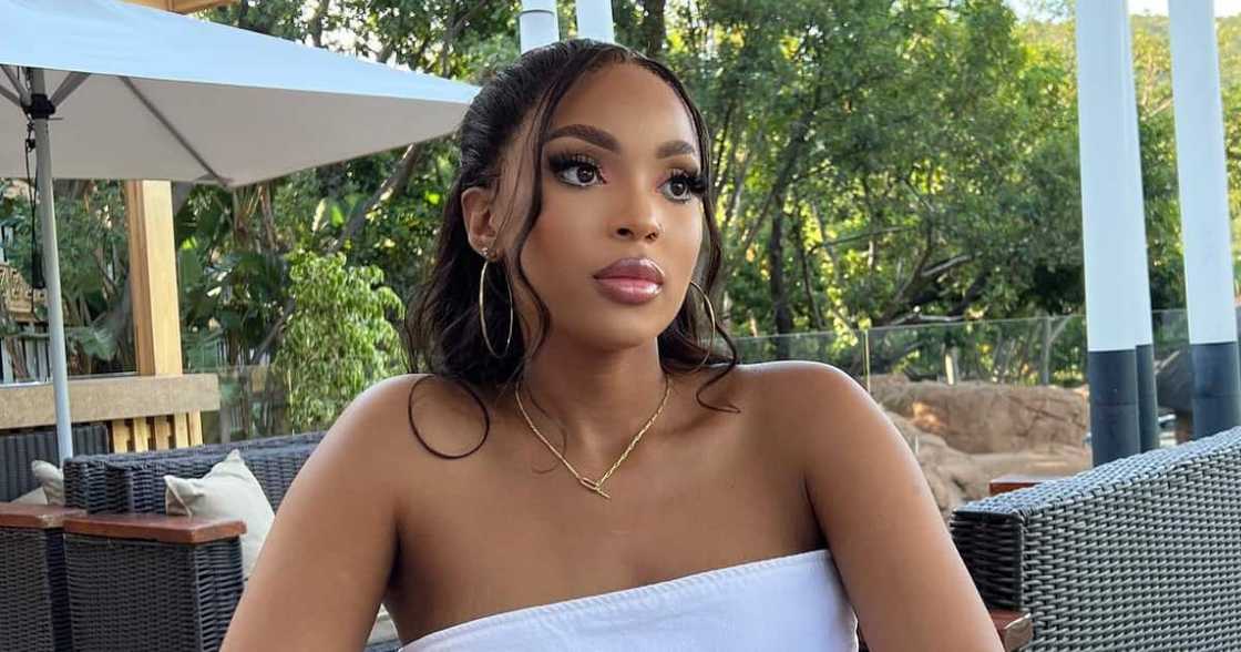 Linda Mtoba, BMW X7 M50i, 'The River', Mzansi, The South African Entertainment News Linda Mtoba, BMW X7 M50i, 'The River', Mzansi, The South African Entertainment News