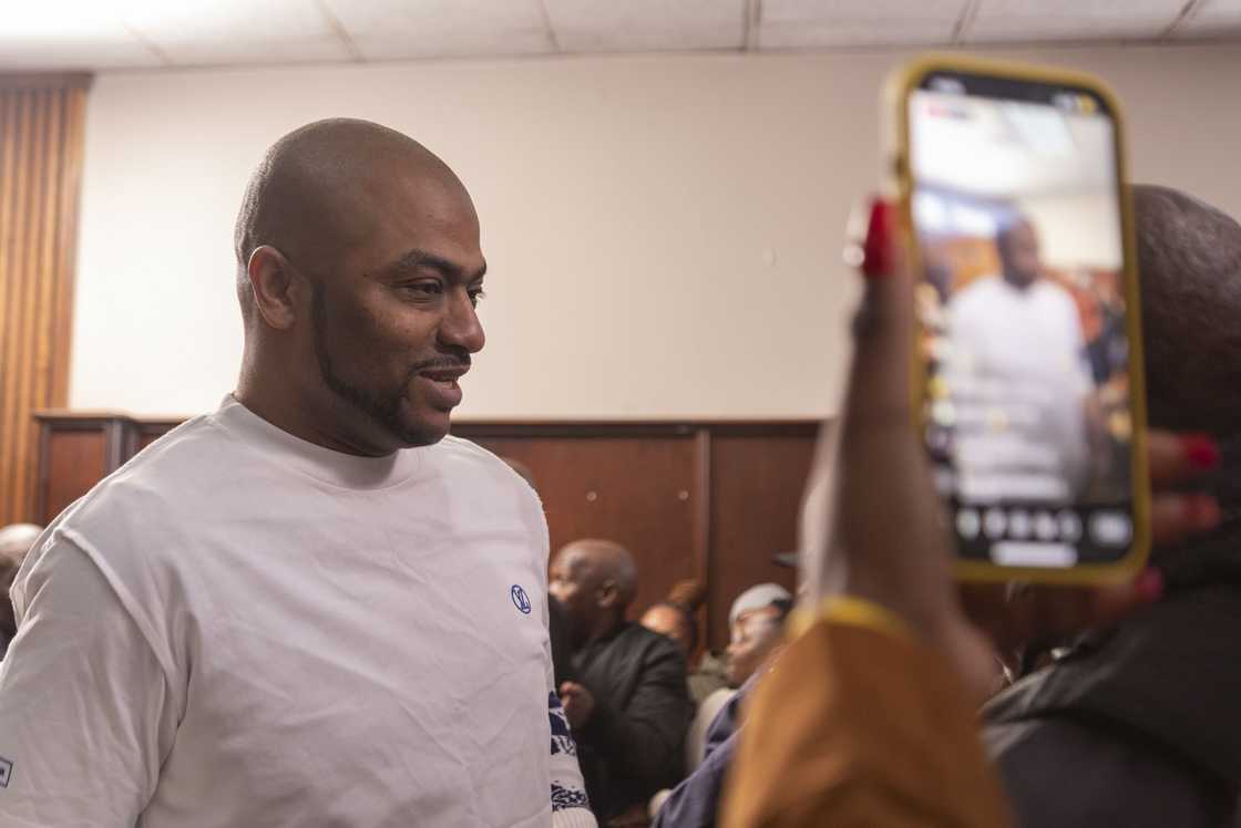 Online users weighed in on Thabo Bester's mom's appearance Online users weighed in on Thabo Bester's mom's appearance