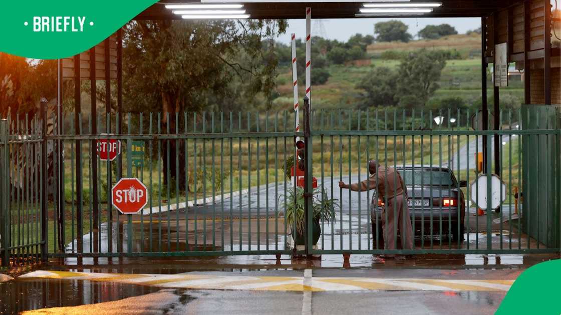 Four G4S wardens at Mangaung Correctional Centre to apply for bail after the death of an inmate during an assault. Four G4S wardens at Mangaung Correctional Centre to apply for bail after the death of an inmate during an assault.
