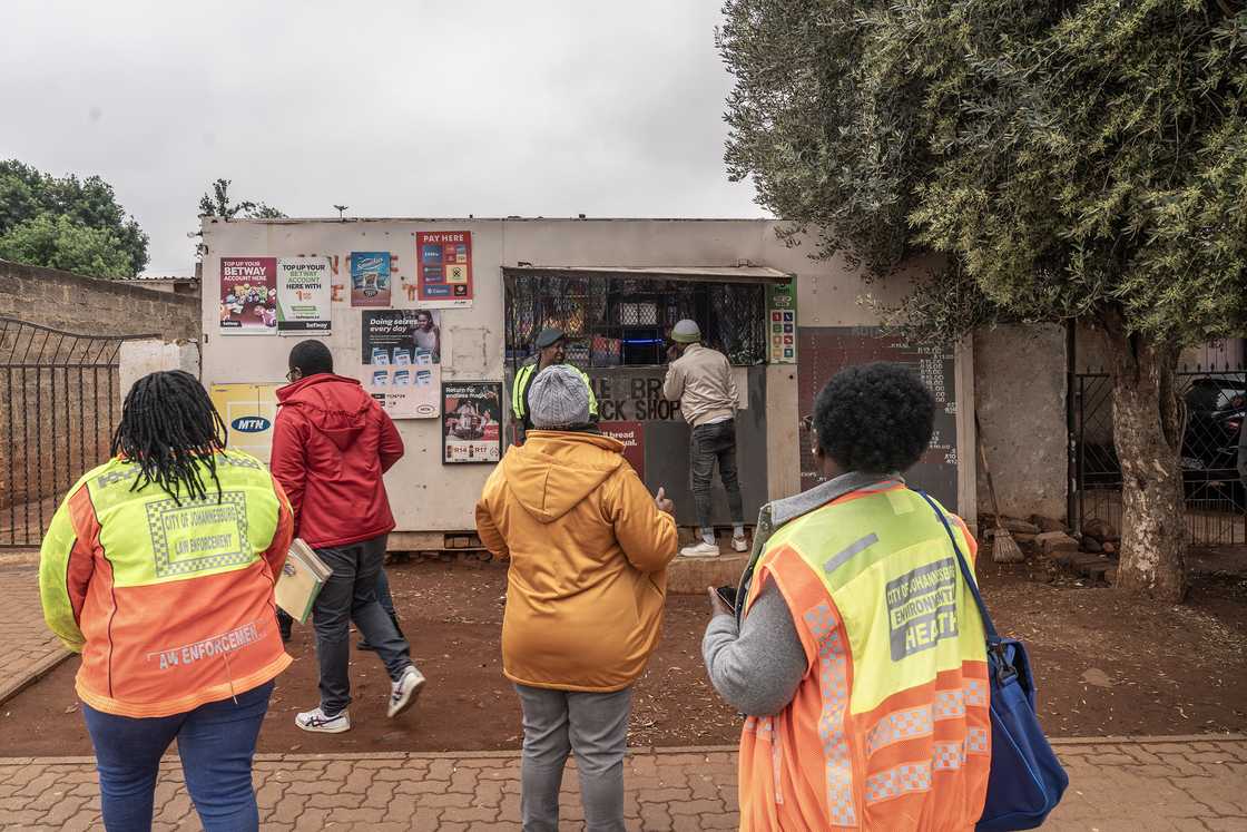 Soweto residents rallied in support of spaza shops in their neighbourhood Soweto residents rallied in support of spaza shops in their neighbourhood