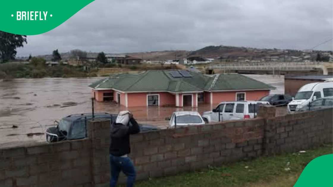 Authorities urged motorists to exercise caution as heavy rain may reduce visibility Authorities urged motorists to exercise caution as heavy rain may reduce visibility