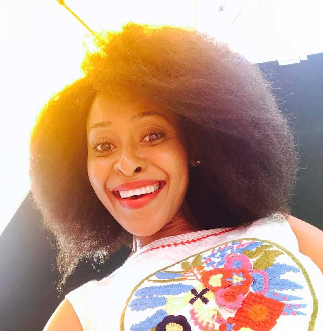 Zandile Msutwana Zandile Msutwana