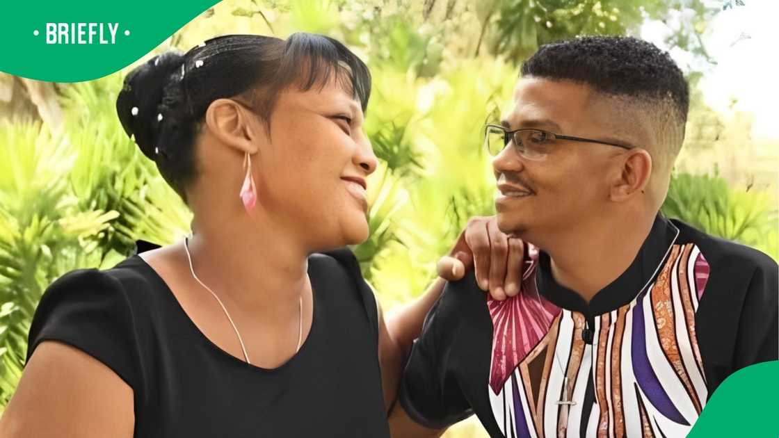 A man shared a picture of himself and his wife highlighting their difference in height. A man shared a picture of himself and his wife highlighting their difference in height.