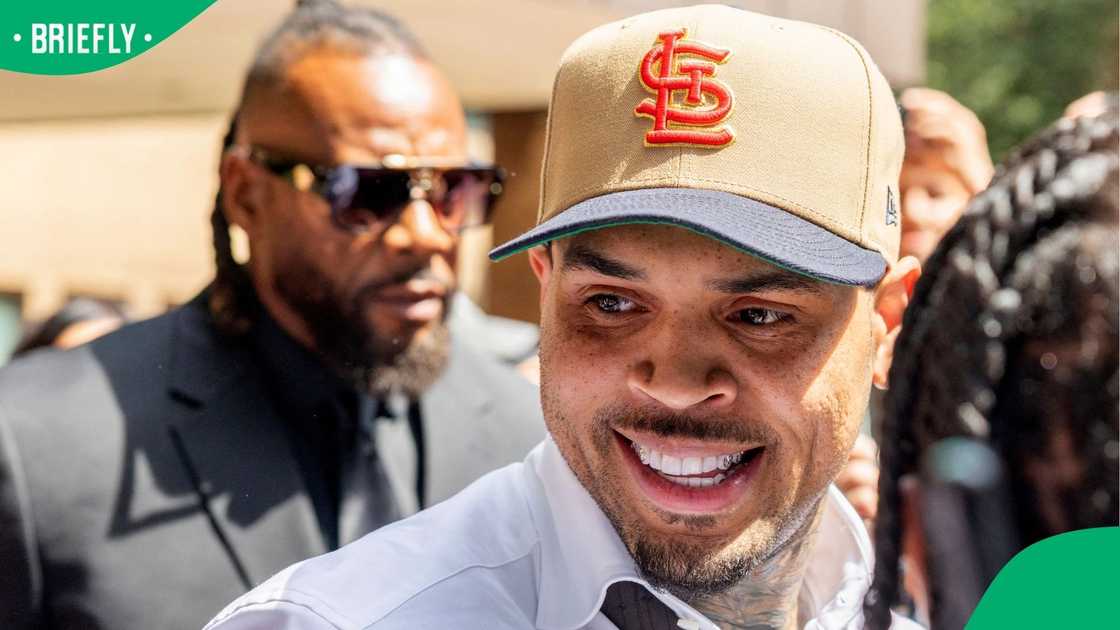 Chris Brown's baby mamas came to his defence Chris Brown's baby mamas came to his defence
