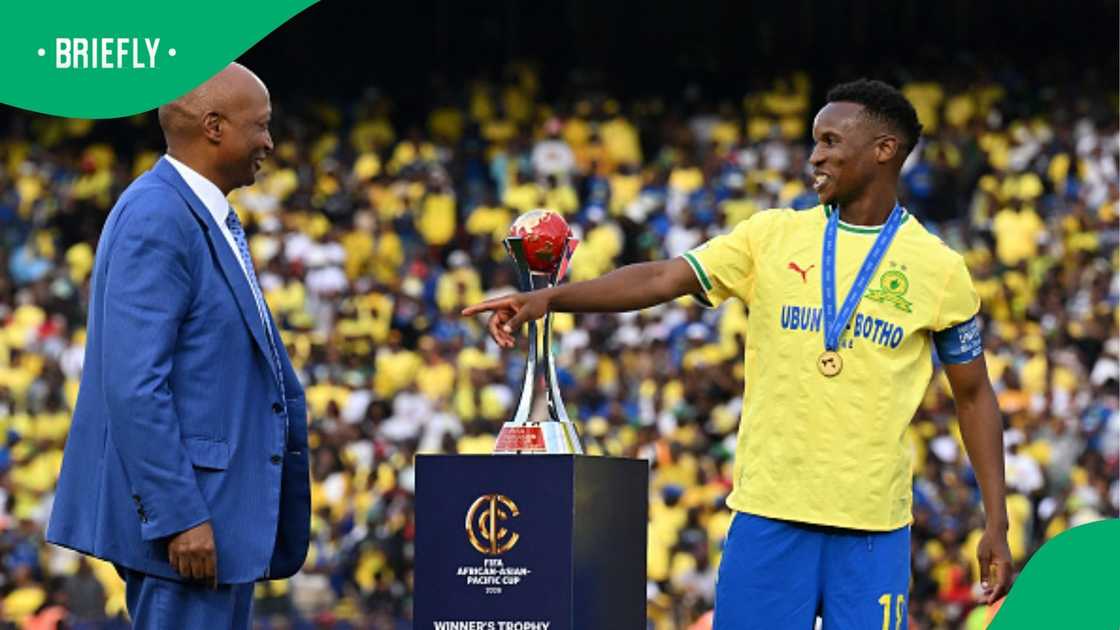 Mamelodi Sundowns, Themba Zwane, South Africa, Patrice Motsepe