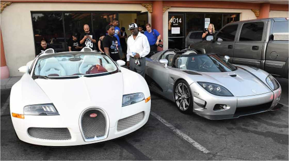 Floyd Mayweather Lavishes £700K on Nine Cars Including 29th Rolls Royce for Himself