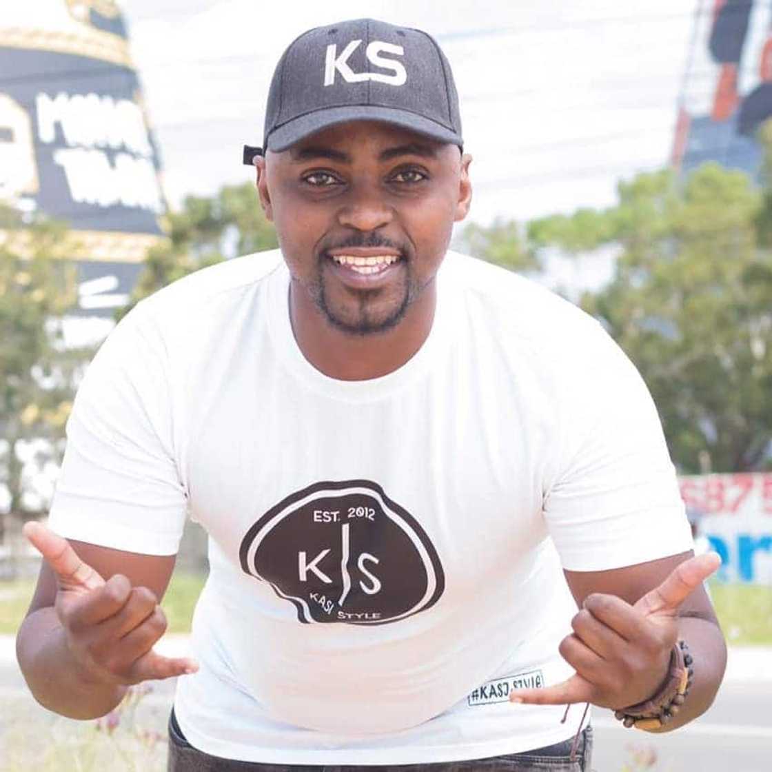 Xolani Mayekiso Xolani Mayekiso