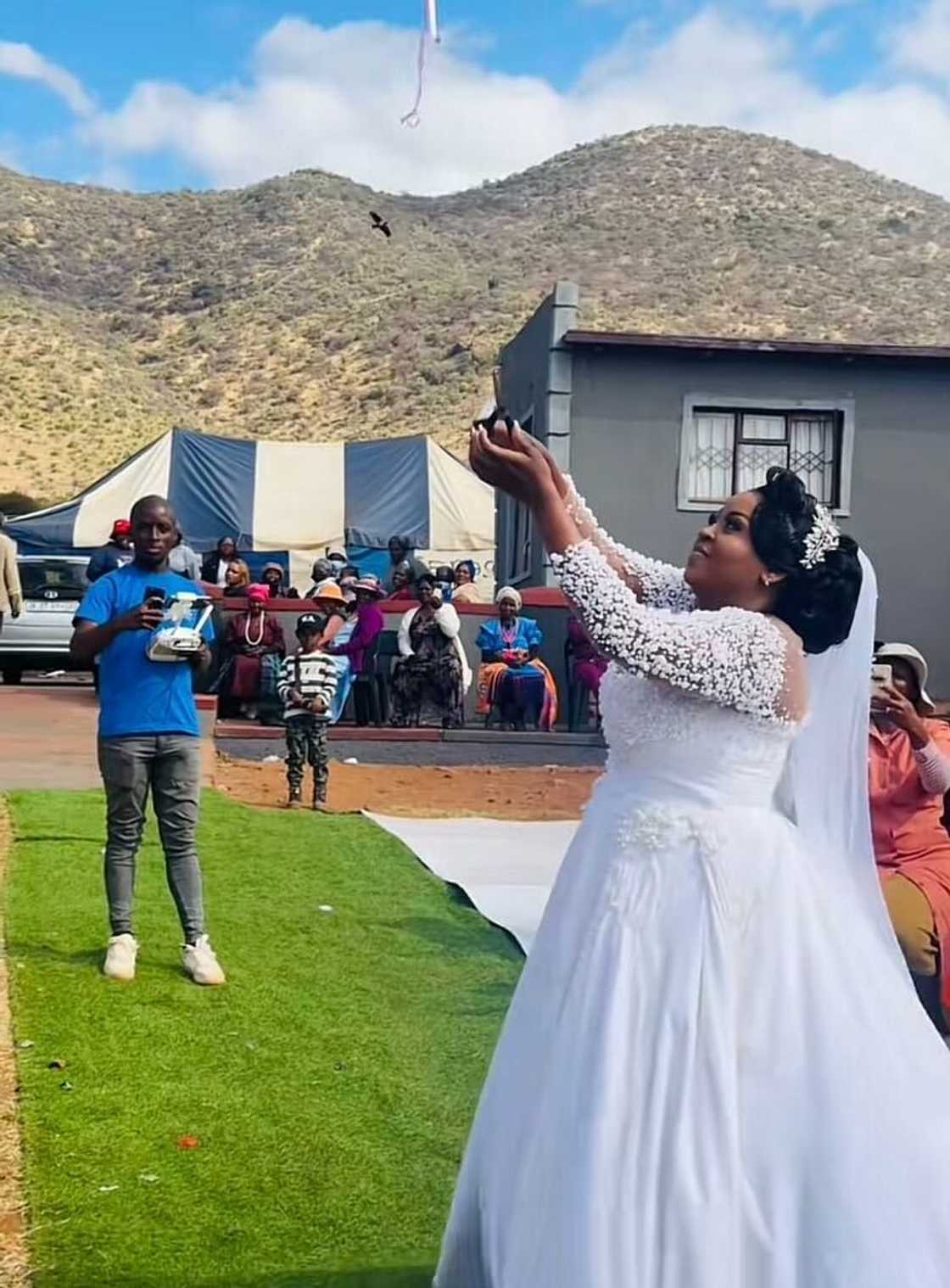 A couple in Limpopo impressed their guests and online viewers with the delivery of their wedding rings. A couple in Limpopo impressed their guests and online viewers with the delivery of their wedding rings.