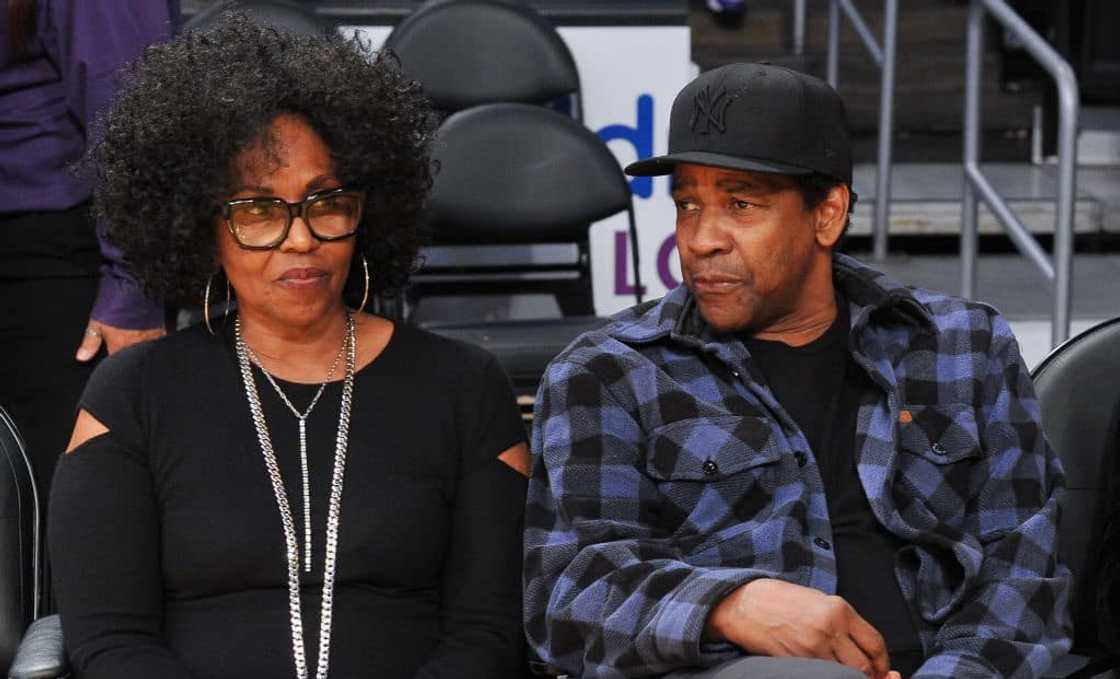 How long has Denzel been married to Pauletta?