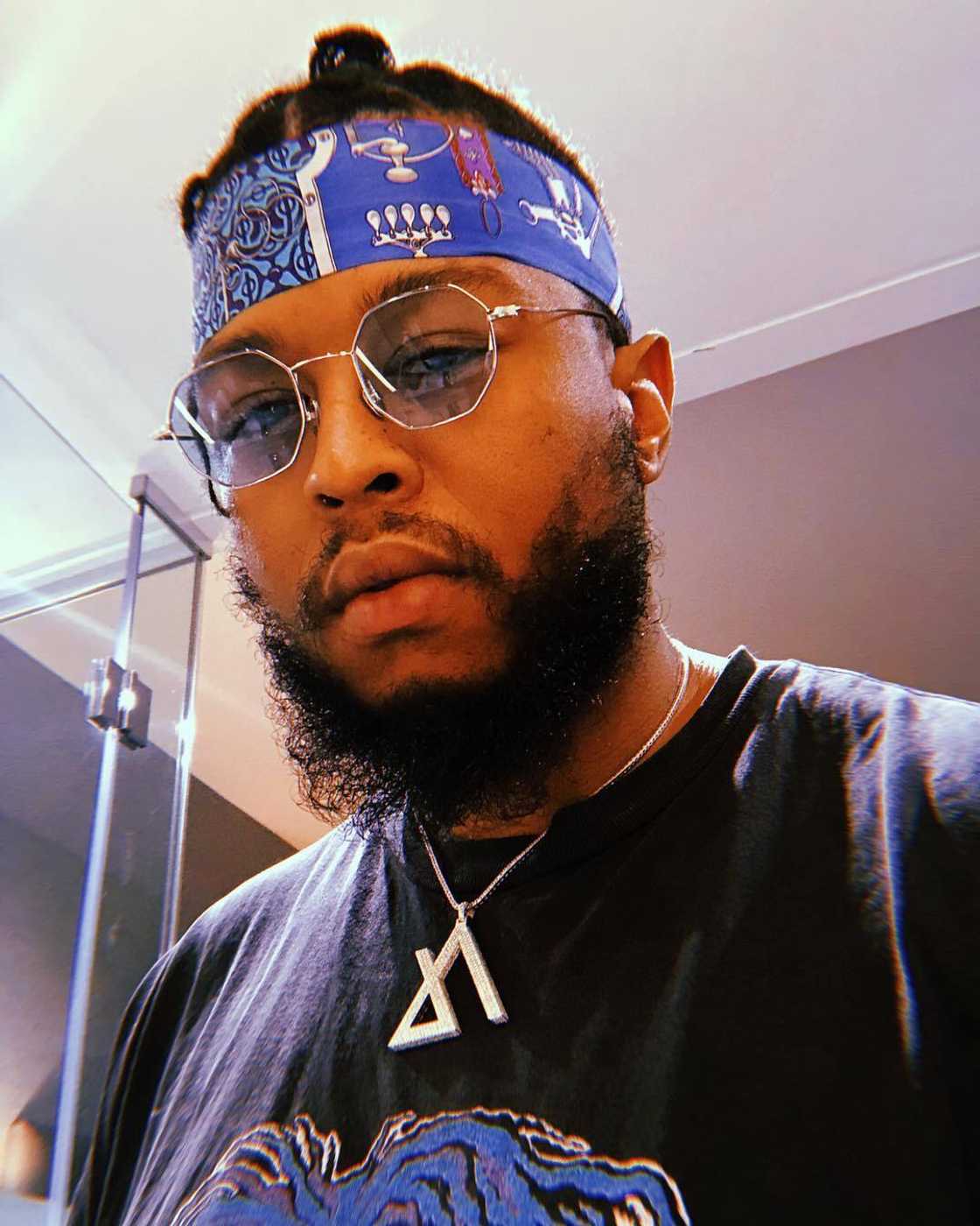 What is Anatii album? What is Anatii album?