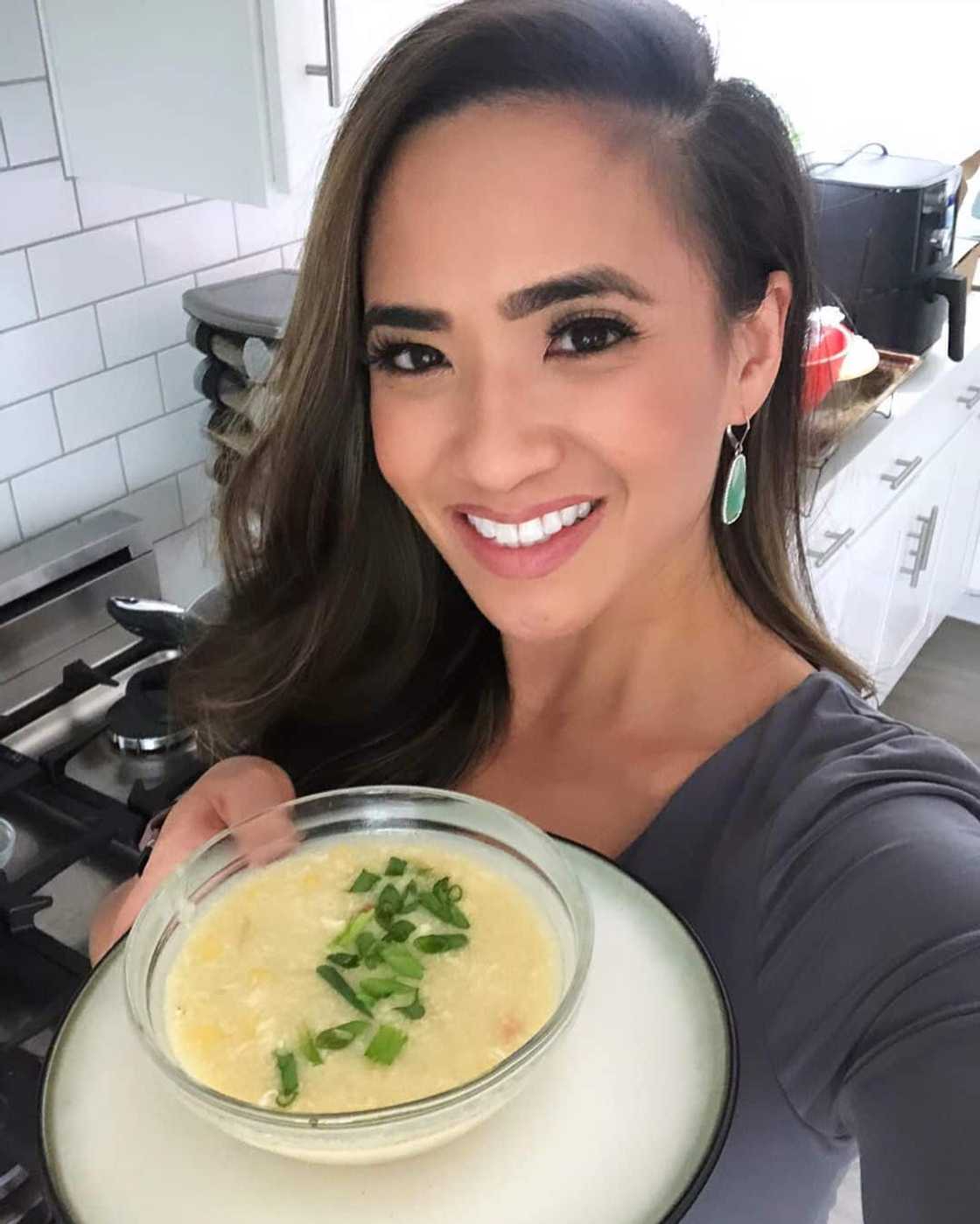 Shanna Mendiola Shanna Mendiola