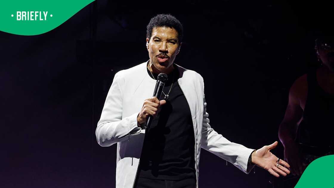 Lionel Richie has been hospitalised in St. Louis ICU. Lionel Richie has been hospitalised in St. Louis ICU.