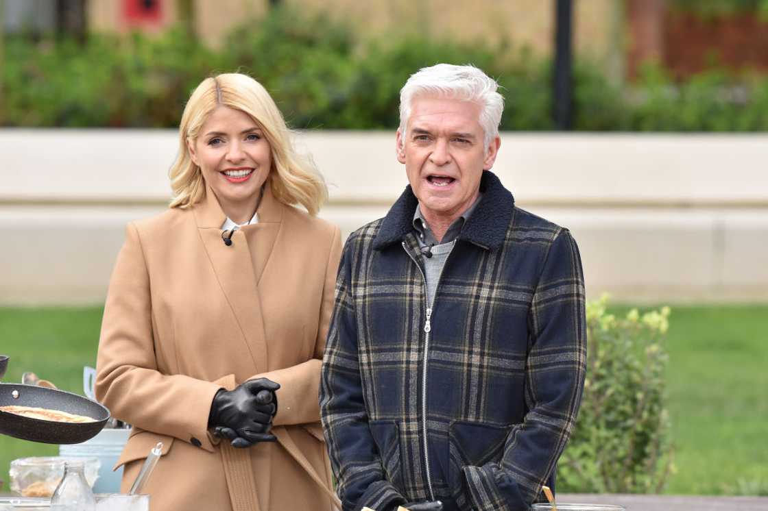 Holly Willoughby and Phillip Schofield Holly Willoughby and Phillip Schofield