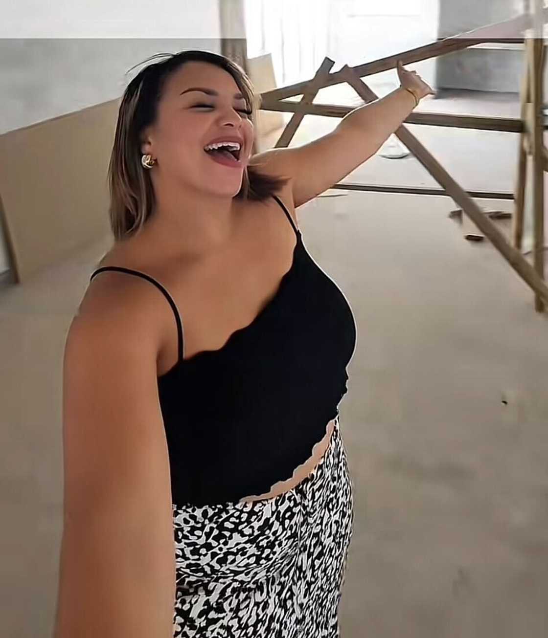 A TikTok video captured a woman’s journey as she built her dream home from an empty plot of land. A TikTok video captured a woman’s journey as she built her dream home from an empty plot of land.
