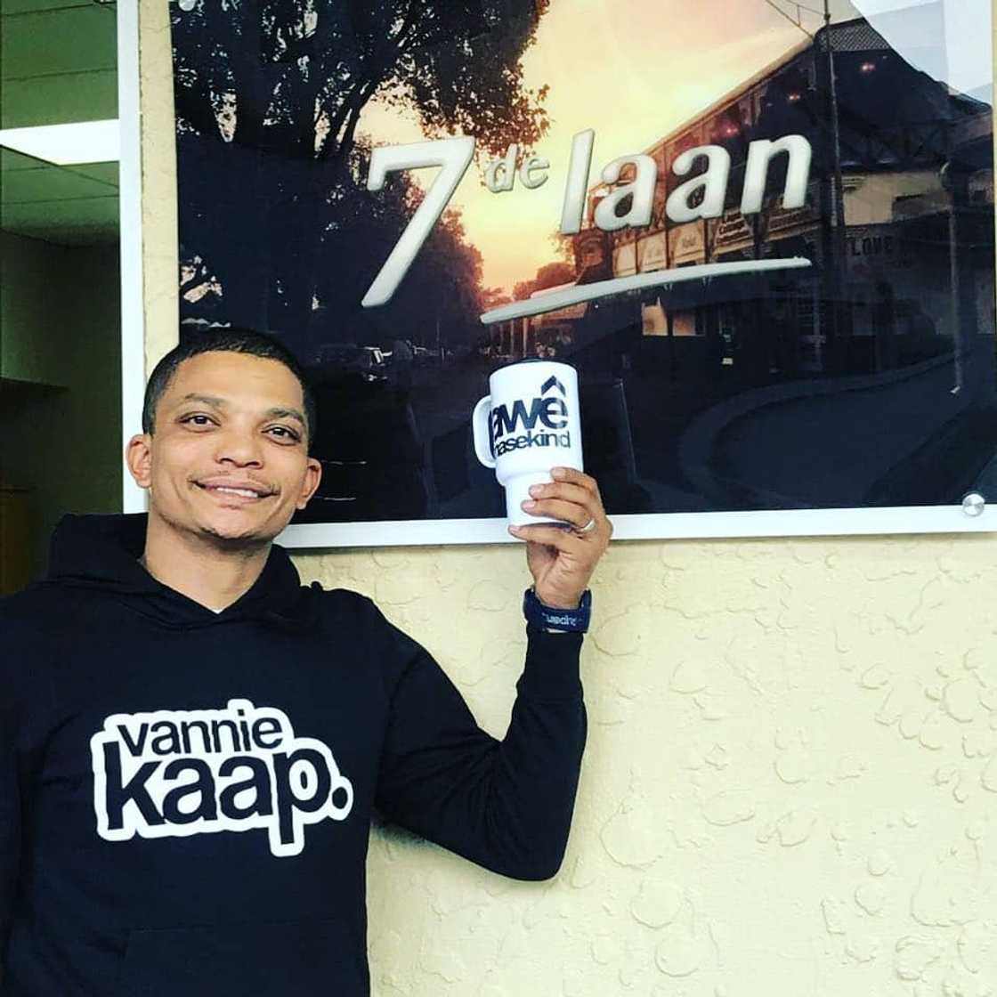 Christo Davids bio: age, family, grandparents, movies, 7de Laan, net worth Christo Davids bio: age, family, grandparents, movies, 7de Laan, net worth