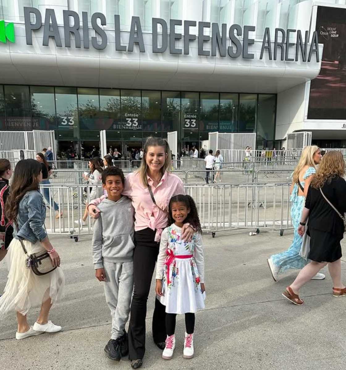 Rachel Kolisi is the mom to Siya Kolisi's children Keziah and Nicholas Kolisi Rachel Kolisi is the mom to Siya Kolisi's children Keziah and Nicholas Kolisi