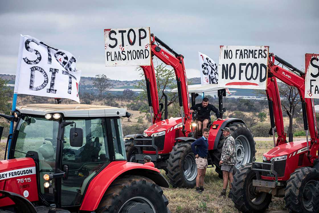 The National Farmers Union of South Africa condemned the death of Mbongeni Sikhakhane The National Farmers Union of South Africa condemned the death of Mbongeni Sikhakhane