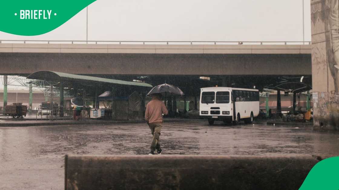 Residents of Durban are warned to expect continuing downpours Residents of Durban are warned to expect continuing downpours