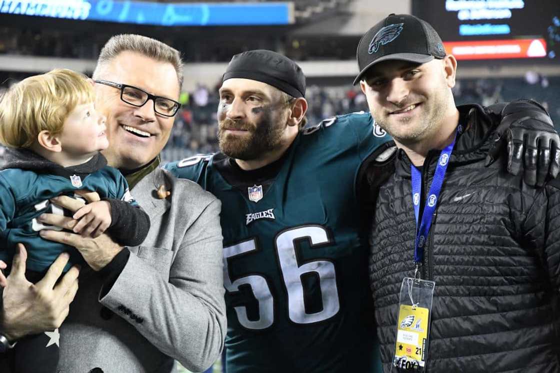 Howie Long: net worth, age, children, spouse, health, movies, profiles Howie Long: net worth, age, children, spouse, health, movies, profiles
