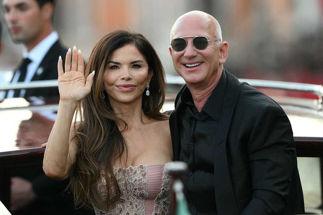 Lauren Sanchez and Jeff Bezos got married in Italy.