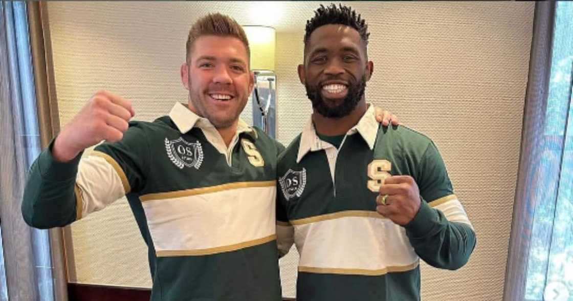 Springbok captain Siya Kolisi congratulates Dricus du Plessis on his big UFC title win