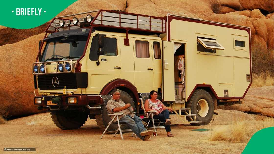 Man sets up camp at Crook's Corner after two murders in Kruger National Park Man sets up camp at Crook's Corner after two murders in Kruger National Park