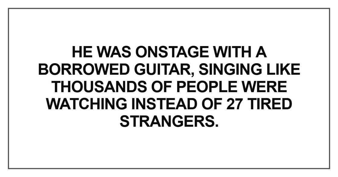 He was onstage with a borrowed guitar He was onstage with a borrowed guitar