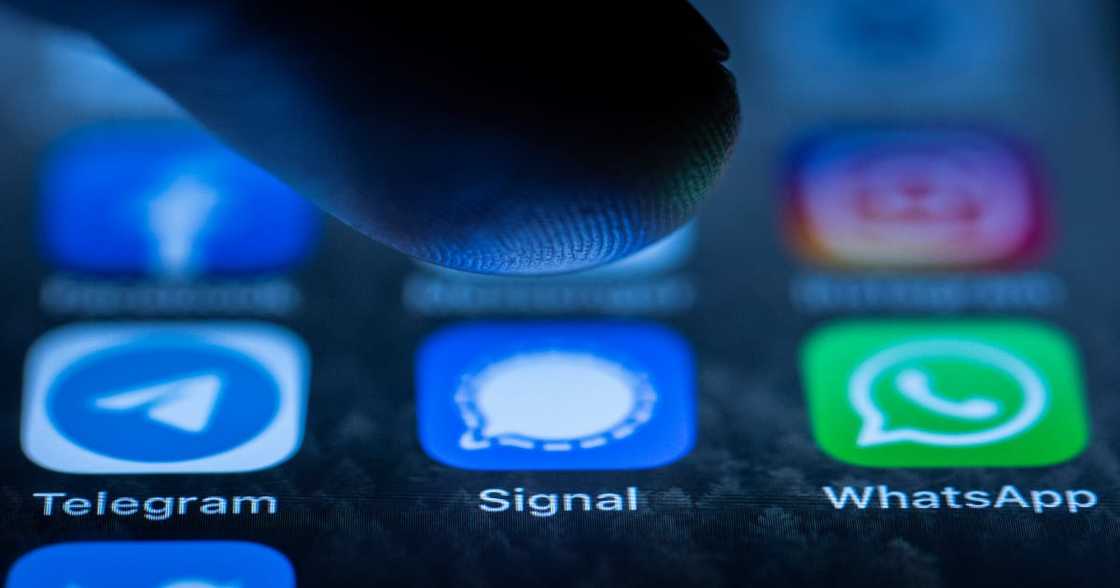 WhatsApp losing users to Signal and Telegram after updated terms WhatsApp losing users to Signal and Telegram after updated terms
