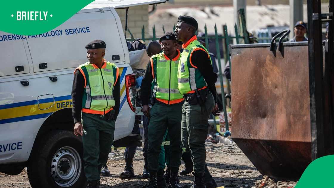 The Public Protector ordered that the Crime Prevention Wardens must be disbanded The Public Protector ordered that the Crime Prevention Wardens must be disbanded