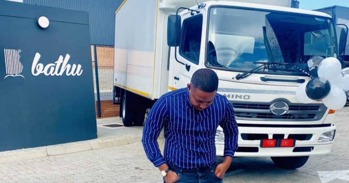 Theo Baloyi of Bathu Sneakers Buys a Truck, Proudly Celebrates Online Theo Baloyi of Bathu Sneakers Buys a Truck, Proudly Celebrates Online