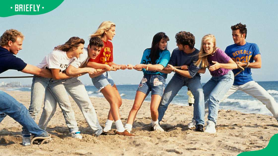 Team-building activities for adults Team-building activities for adults