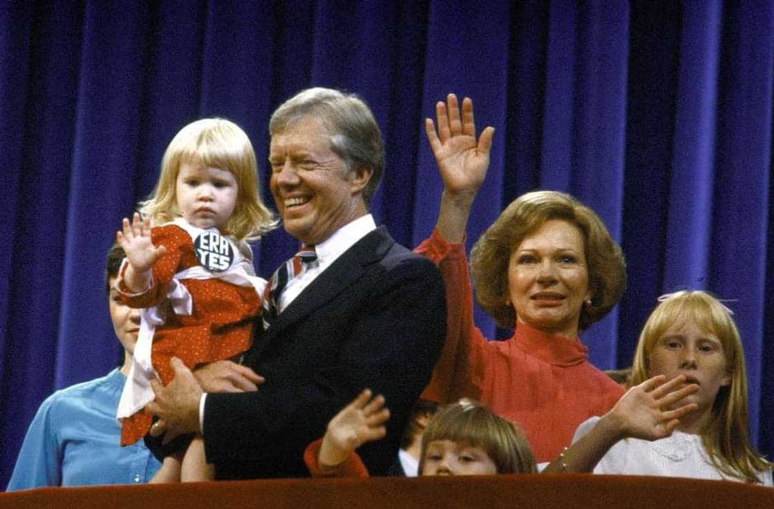 One thing that made Rosalynn a revered first lady was her ability to tell Jimmy Carter when he was right or wrong. One thing that made Rosalynn a revered first lady was her ability to tell Jimmy Carter when he was right or wrong.