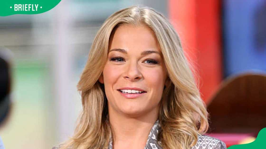 LeAnn Rimes at Hollywood Today Live Studio LeAnn Rimes at Hollywood Today Live Studio