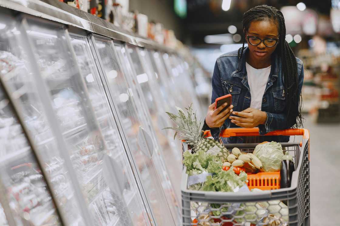 South African discusses cost of groceries South African discusses cost of groceries