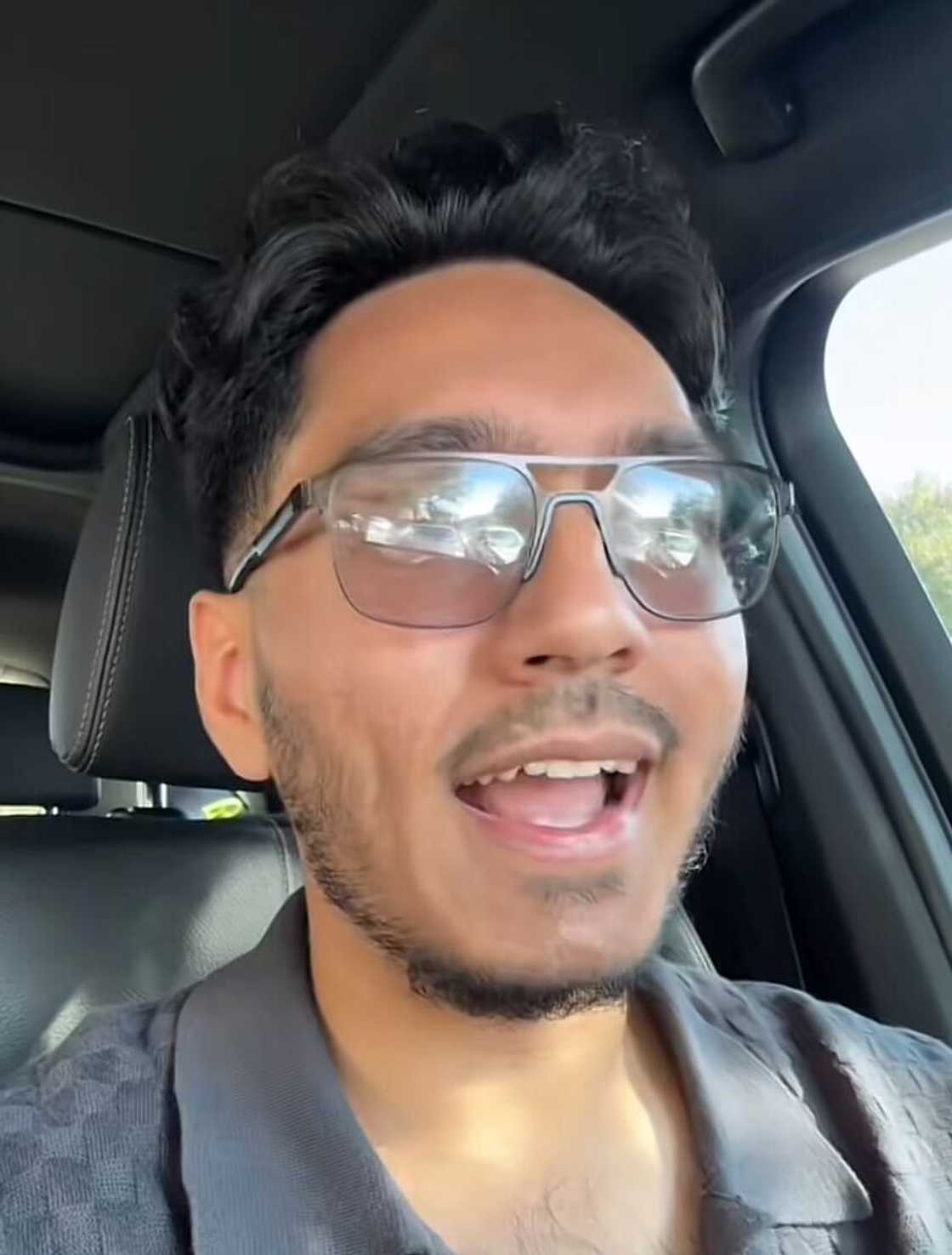 A man shared that a R50k salary is insufficient to live on in South Africa as he showcased how much he spent in one day. A man shared that a R50k salary is insufficient to live on in South Africa as he showcased how much he spent in one day.